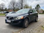 Musta Maastoauto, Volvo XC60 – INS-893, kuva 2