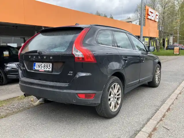 Musta Maastoauto, Volvo XC60 – INS-893