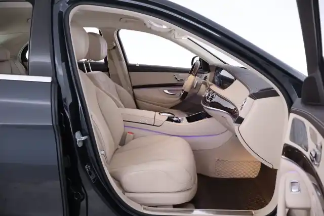 Sininen Sedan, Mercedes-Benz S – INT-464