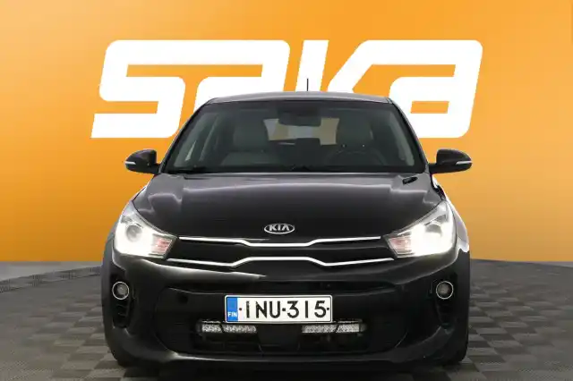 Musta Viistoperä, Kia Rio – INU-315