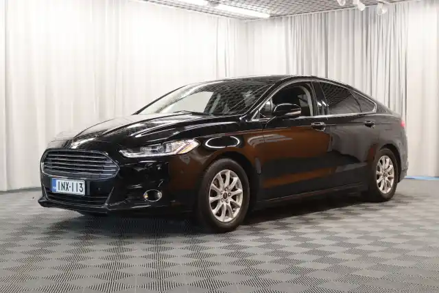 Musta Viistoperä, Ford Mondeo – INX-113