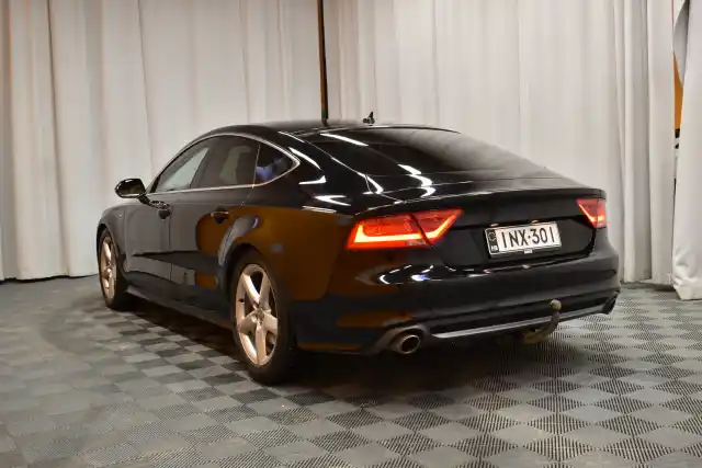 Musta Viistoperä, Audi A7 – INX-301