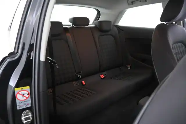 Musta Viistoperä, Audi A3 – IOA-115