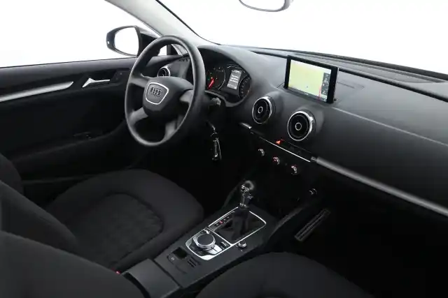 Musta Viistoperä, Audi A3 – IOA-115