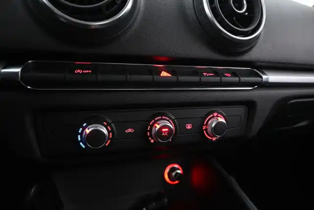 Musta Viistoperä, Audi A3 – IOA-115