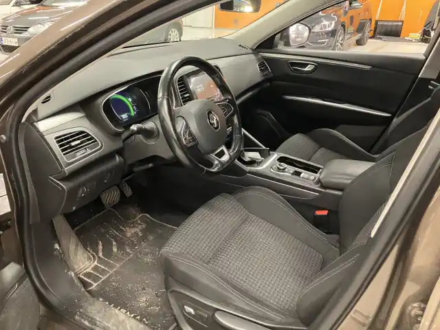  Farmari, RENAULT TALISMAN – IOB-199
