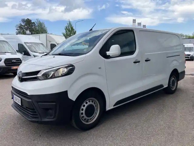 Valkoinen Pakettiauto, Toyota Proace – IOB-300