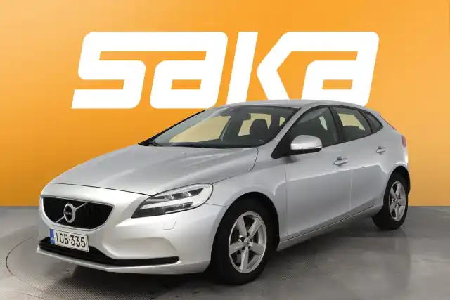 Harmaa Viistoperä, Volvo V40 – IOB-335