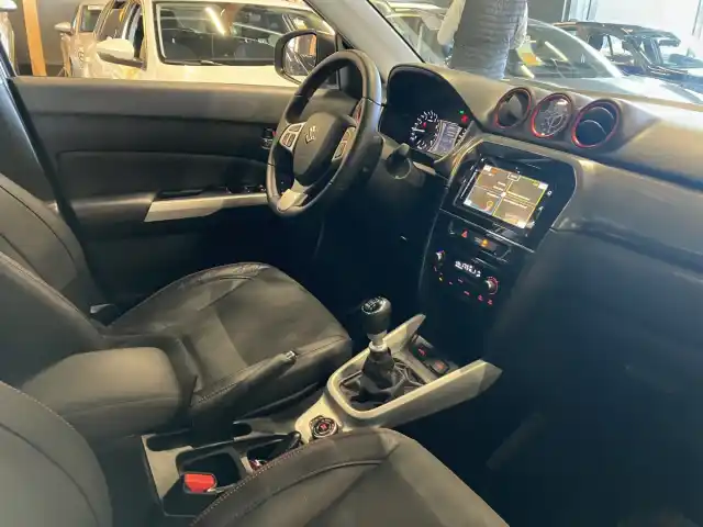 Hopea Viistoperä, Suzuki Vitara – IOB-970