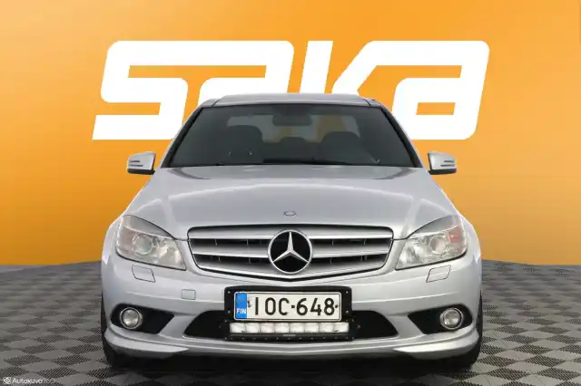 Hopea Sedan, Mercedes-Benz C – IOC-648