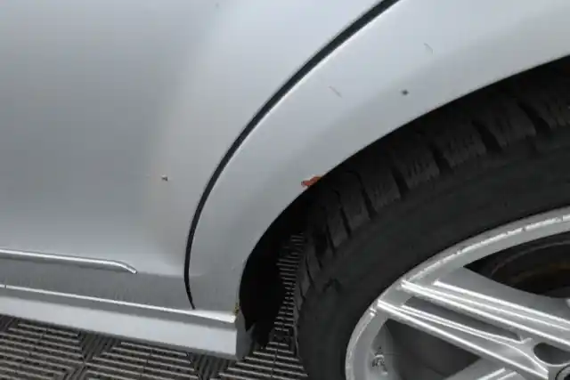 Hopea Sedan, Mercedes-Benz C – IOC-648