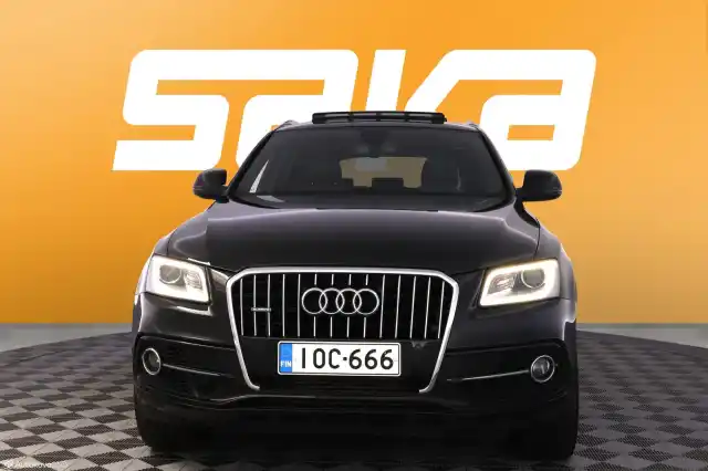 Musta Farmari, Audi Q5 – IOC-666