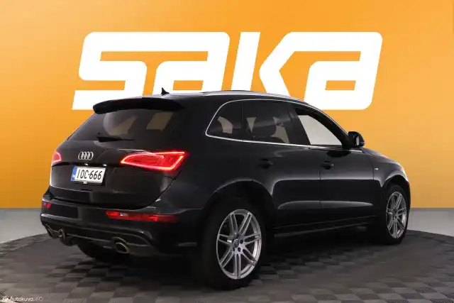 Musta Farmari, Audi Q5 – IOC-666