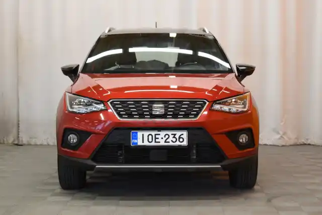 Punainen Viistoperä, Seat Arona – IOE-236