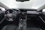 Valkoinen Sedan, Lexus IS – IOH-346, kuva 9