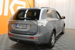 Harmaa Maastoauto, Mitsubishi Outlander – IOH-364, kuva 8