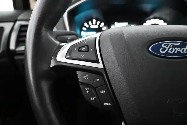 Sininen Farmari, Ford Mondeo – IOH-948