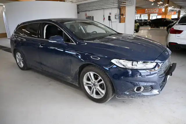Sininen Farmari, Ford Mondeo – IOH-948