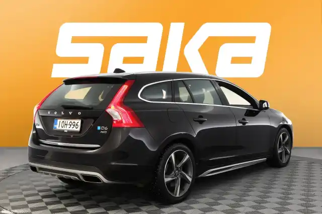 Ruskea Farmari, Volvo V60 – IOH-996