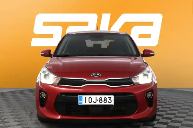 Punainen Viistoperä, Kia Rio – IOJ-883