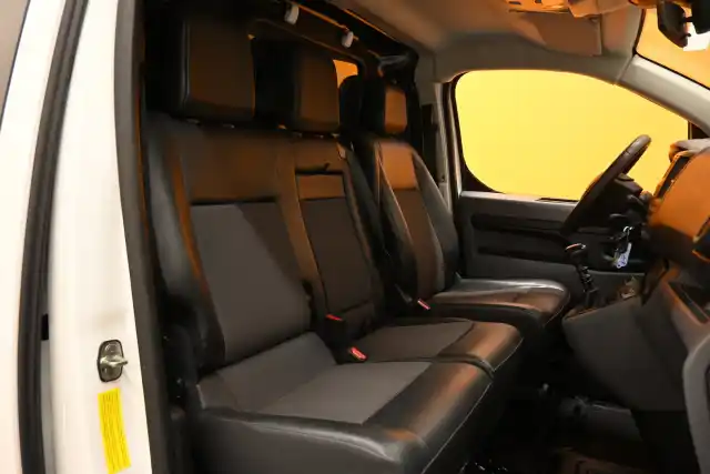 Valkoinen Pakettiauto, Toyota Proace – IOK-116