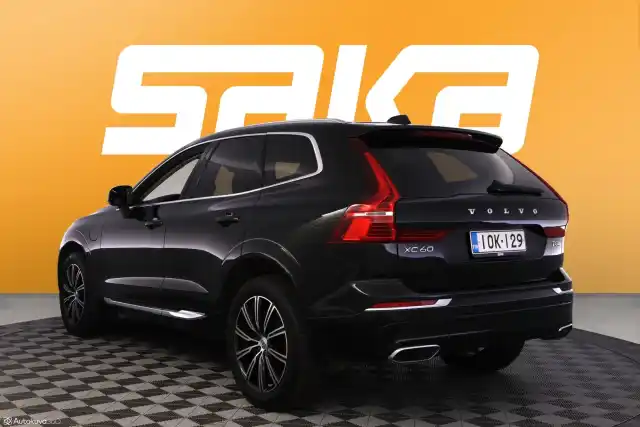 Musta Maastoauto, Volvo XC60 – IOK-129