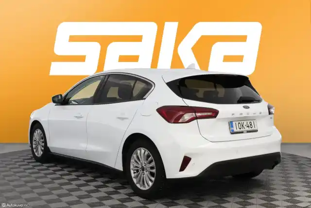 Valkoinen Viistoperä, Ford Focus – IOK-481