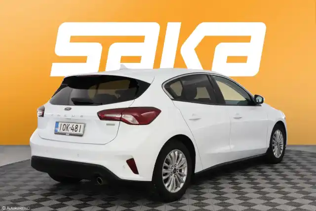 Valkoinen Viistoperä, Ford Focus – IOK-481