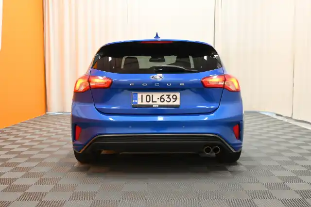 Sininen Viistoperä, Ford Focus – IOL-639