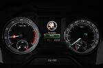 Valkoinen Viistoperä, Skoda Octavia – IOO-454, kuva 17