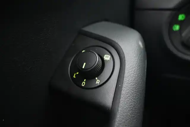 Valkoinen Viistoperä, Skoda Octavia – IOO-454