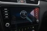 Valkoinen Viistoperä, Skoda Octavia – IOO-454, kuva 23