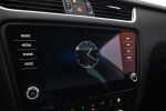 Valkoinen Viistoperä, Skoda Octavia – IOO-454, kuva 24