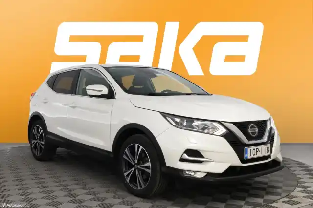 Valkoinen Maastoauto, Nissan Qashqai – IOP-118