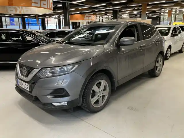 Harmaa Maastoauto, Nissan Qashqai – IOP-129