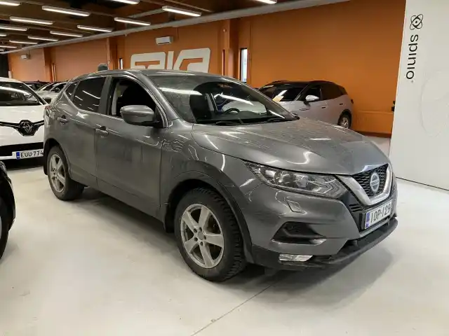 Harmaa Maastoauto, Nissan Qashqai – IOP-129