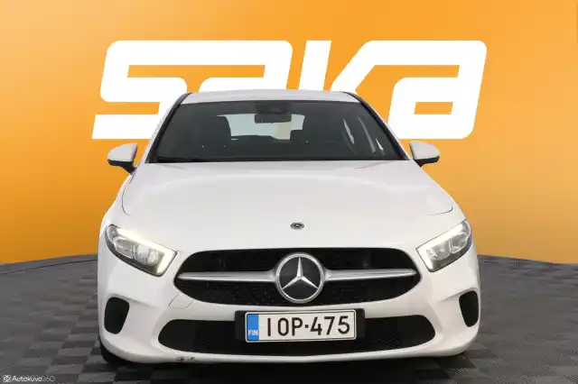 Valkoinen Viistoperä, Mercedes-Benz A – IOP-475