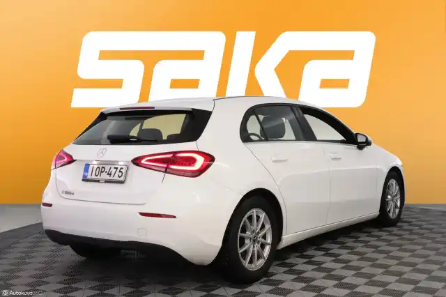 Valkoinen Viistoperä, Mercedes-Benz A – IOP-475