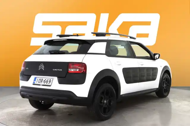 Valkoinen Viistoperä, Citroen C4 Cactus – IOR-669