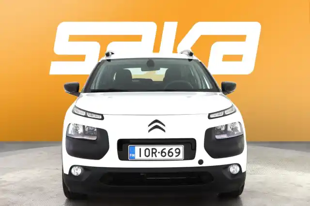 Valkoinen Viistoperä, Citroen C4 Cactus – IOR-669