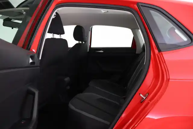 Punainen Viistoperä, Volkswagen Polo – IOS-130