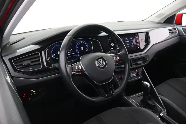 Punainen Viistoperä, Volkswagen Polo – IOS-130