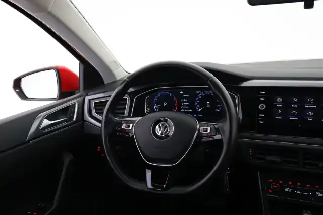 Punainen Viistoperä, Volkswagen Polo – IOS-130