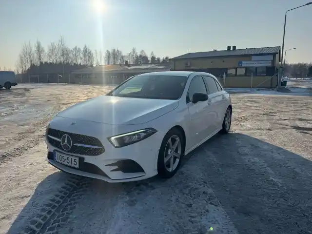 Valkoinen Viistoperä, Mercedes-Benz A – IOS-515