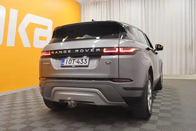 Harmaa Maastoauto, Land Rover Range Rover Evoque – IOT-433