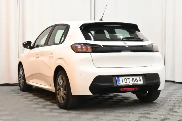 Valkoinen Viistoperä, Peugeot 208 – IOT-864