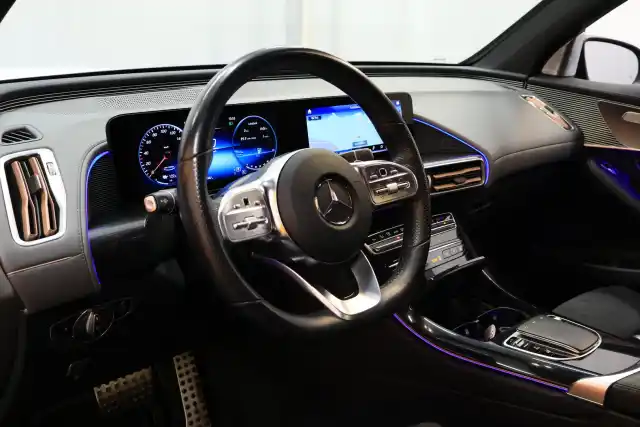 Harmaa Maastoauto, Mercedes-Benz EQC – IOU-789