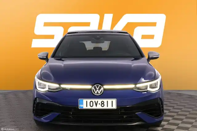 Sininen Viistoperä, Volkswagen Golf – IOV-811