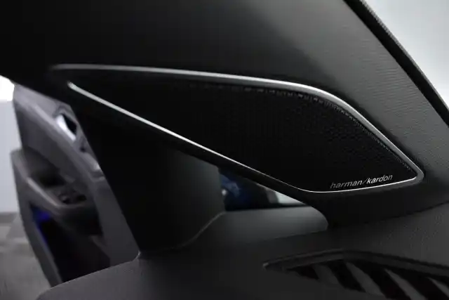 Sininen Viistoperä, Volkswagen Golf – IOV-811
