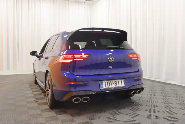 Sininen Viistoperä, Volkswagen Golf – IOV-811